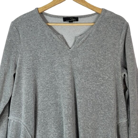Suzanne Betro Womens Pullover Top Gray Large V Neck Soft Flare Hem Long Sleeve - Picture 2 of 6